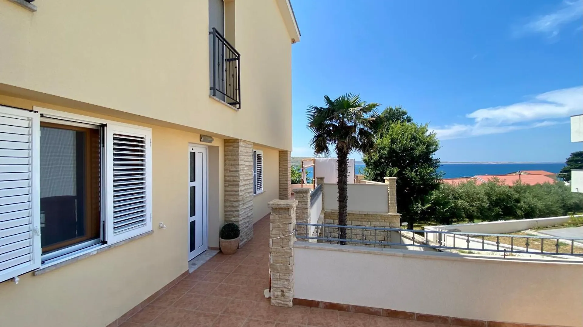 Apartments 4Mios Razanac